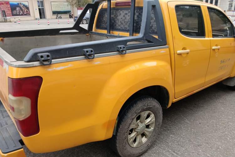 Used Isuzu JLM 2020 2.5T 4x4 Diesel Leading-Edge JE4D25Q6A China VI Standard Wheelbase – Ruimai S Rear Right 45 Deg