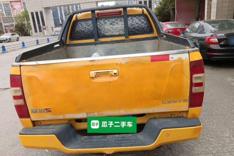 Used Isuzu JLM 2020 2.5T 4x4 Diesel Leading-Edge JE4D25Q6A China VI Standard Wheelbase – Ruimai S Rear