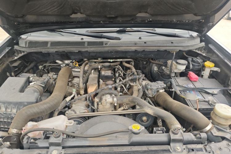Used Isuzu JLM 2022 2.8T Classic Diesel Two-Wheel Drive Comfort Version with Long Wheelbase – JE493ZLQ6E Engine Bay