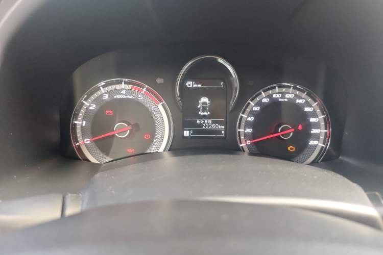 Used Isuzu JLM 2022 2.8T Classic Diesel Two-Wheel Drive Comfort Plus Long-Wheelbase Version JE493ZLQ6E Odometer Close Up