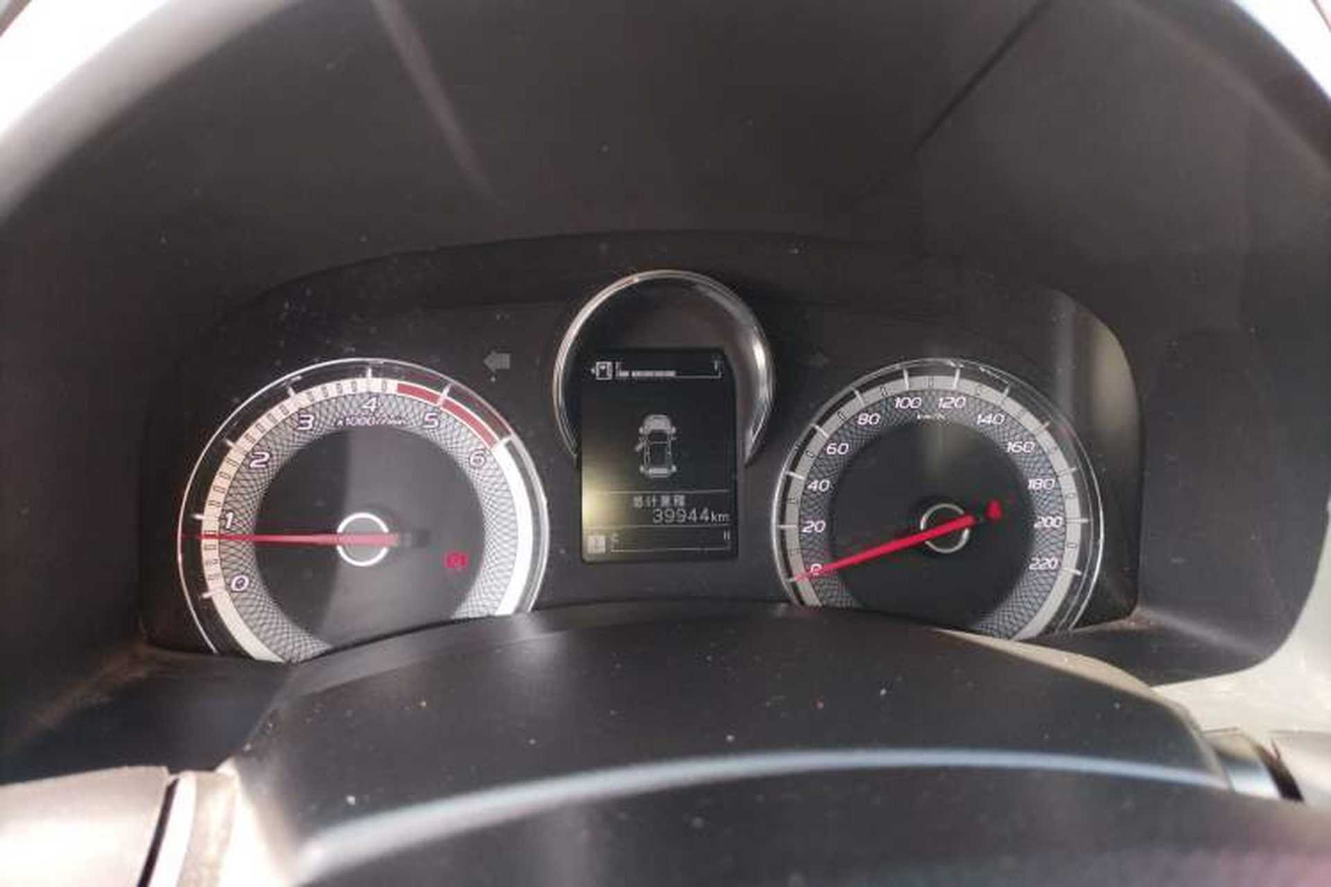 Used Isuzu JLM 2022 2.8T Classic Diesel Two-Wheel Drive Comfort Version with Long Wheelbase – JE493ZLQ6E Instrument Cluster