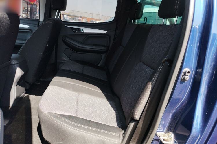 Used Isuzu JLM 2022 2.8T Classic Diesel Two-Wheel Drive Comfort Version with Long Wheelbase – JE493ZLQ6E Left Rear Seat
