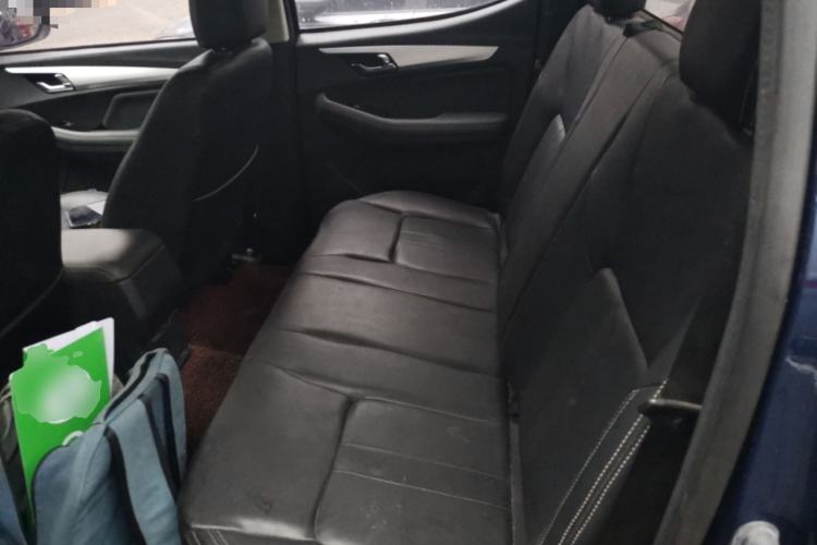 Used Isuzu JLM 2022 2.8T Classic Diesel 4x4 Comfort Version Standard Wheelbase JE493ZLQ6E Left Rear Seat