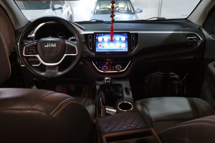 Used Isuzu JLM 2022 2.8T Classic Diesel Two-Wheel Drive Comfort Version with Long Wheelbase – JE493ZLQ6E Interior 2