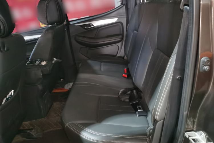 Used Isuzu JLM 2022 2.8T Classic Diesel Two-Wheel Drive Comfort Version with Long Wheelbase – JE493ZLQ6E Interior 4