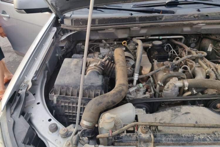 Used Isuzu JLM 2022 2.8T Classic Diesel 4x4 Comfort Edition Standard Wheelbase JE493ZLQ6E Engine Bay Right