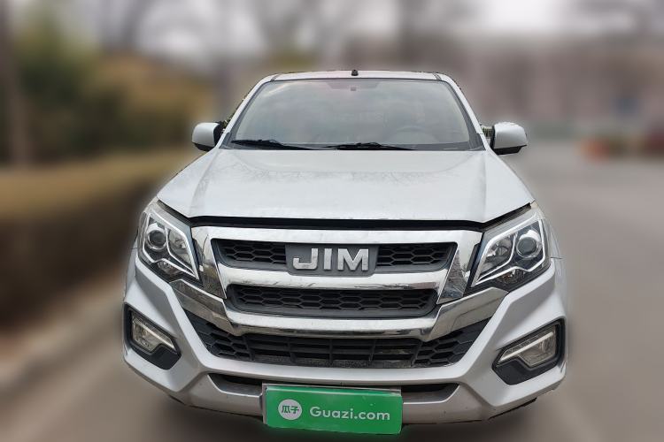 Used Isuzu JLM 2022 2.8T Classic Diesel Two-Wheel Drive Comfort Version with Standard Wheelbase – JE493ZLQ6E Front