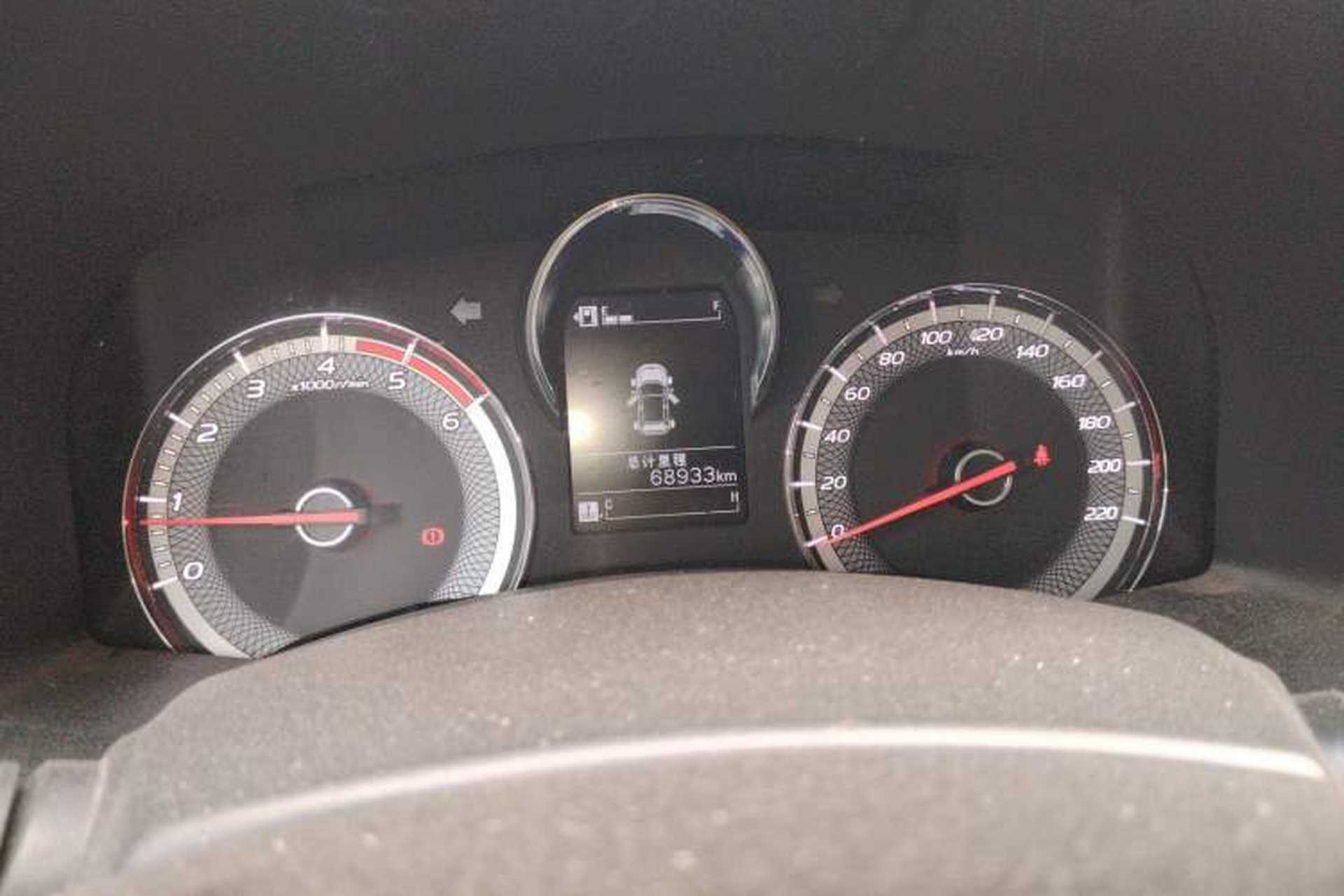 Used Isuzu JLM 2022 2.8T Classic Diesel Two-Wheel Drive Comfort Version with Long Wheelbase – JE493ZLQ6E Instrument Cluster