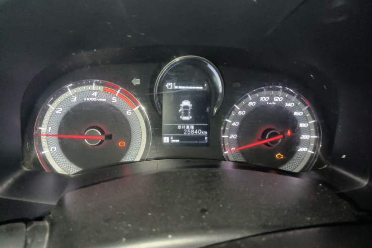 Used Isuzu JLM 2022 2.8T Classic Diesel Two-Wheel Drive Comfort Version with Long Wheelbase – JE493ZLQ6E Instrument Cluster