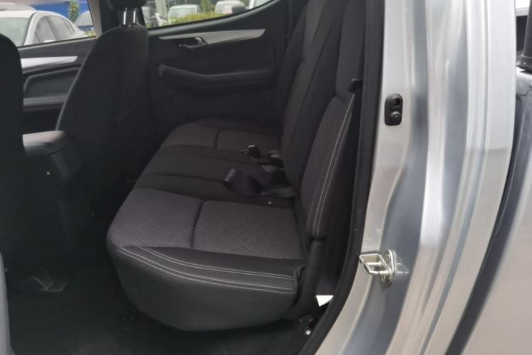Used Isuzu JLM 2022 2.8T Classic Diesel Two-Wheel Drive Comfort Version with Long Wheelbase – JE493ZLQ6E Left Rear Seat