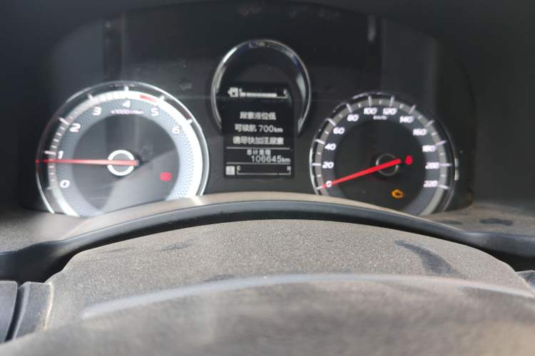 Used Isuzu JLM 2022 2.8T Classic Diesel Two-Wheel Drive Comfort Version with Long Wheelbase – JE493ZLQ6E Odometer Close Up