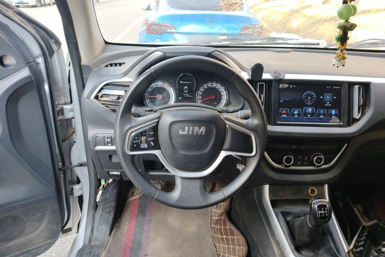 Used Isuzu JLM 2022 2.8T Classic Diesel Two-Wheel Drive Comfort Version with Long Wheelbase – JE493ZLQ6E Steering Wheel