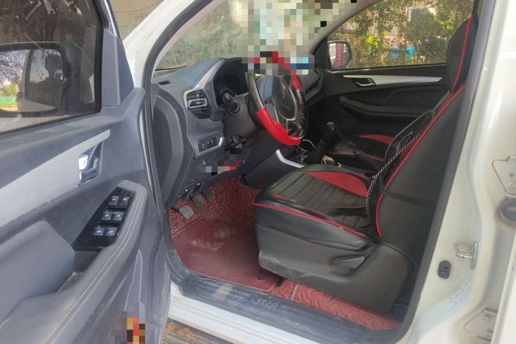 Used Isuzu JLM 2022 2.8T Classic Diesel Two-Wheel Drive Comfort Version with Long Wheelbase – JE493ZLQ6E Driver Seat