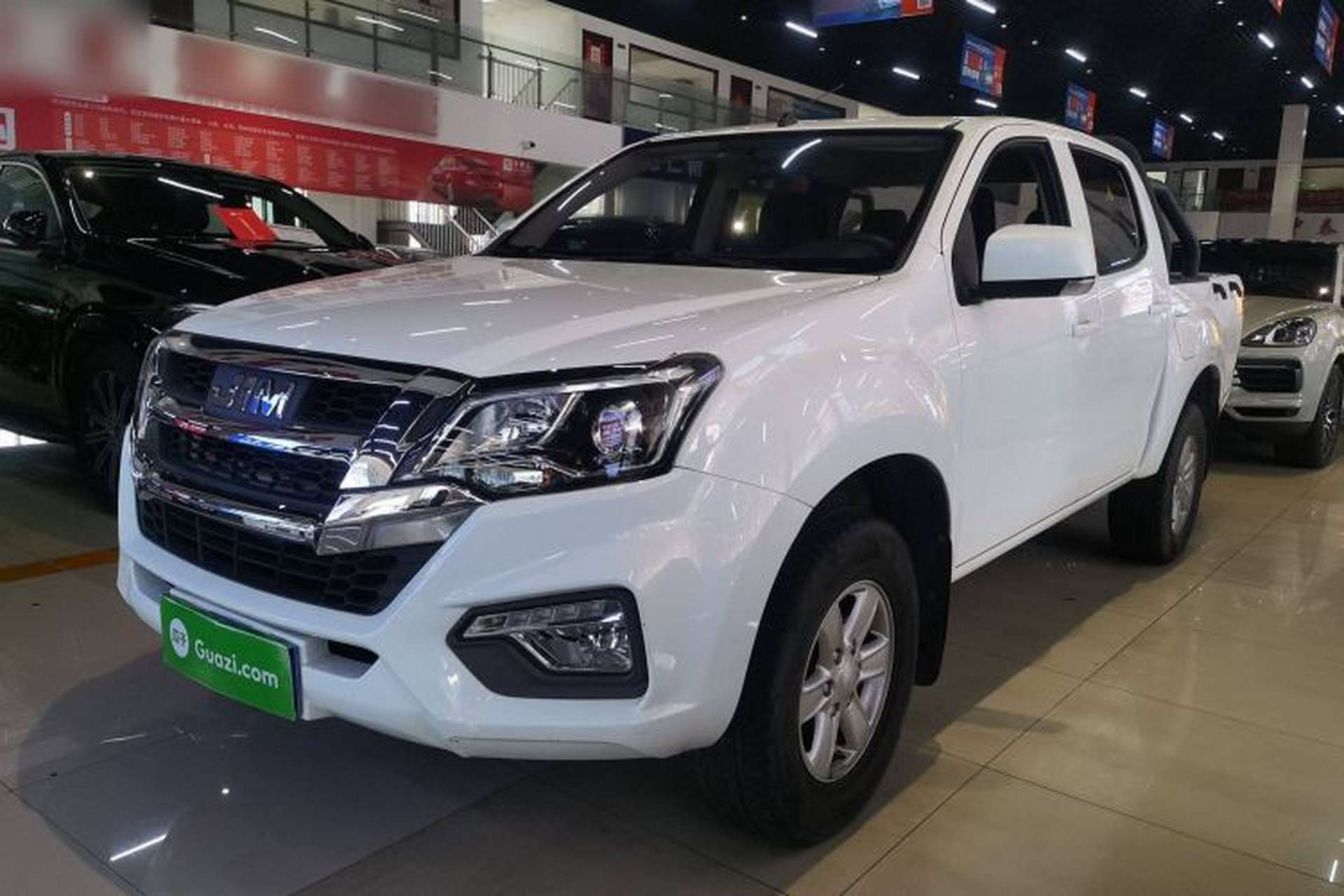 Used Isuzu JLM 2022 2.8T Classic Diesel Two-Wheel Drive Comfort Version with Standard Wheelbase – JE493ZLQ6E Front Left 45 Deg