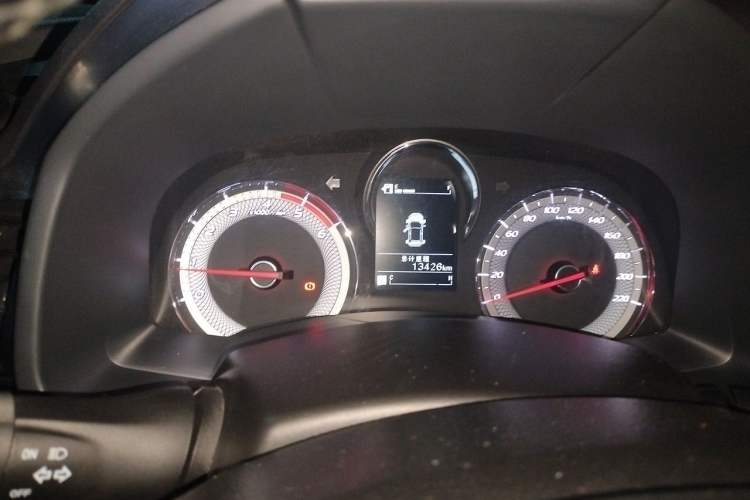 Used Isuzu JLM 2022 2.8T Classic Diesel 4x4 Comfort Version with Long Wheelbase – JE493ZLQ6E Instrument Cluster