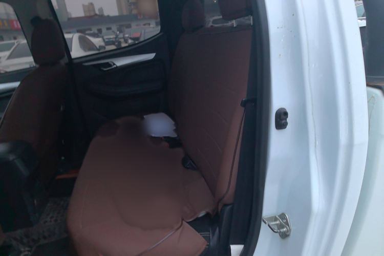Used Isuzu JLM 2022 2.8T Classic Diesel 4x4 Comfort Version with Long Wheelbase – JE493ZLQ6E Interior 1