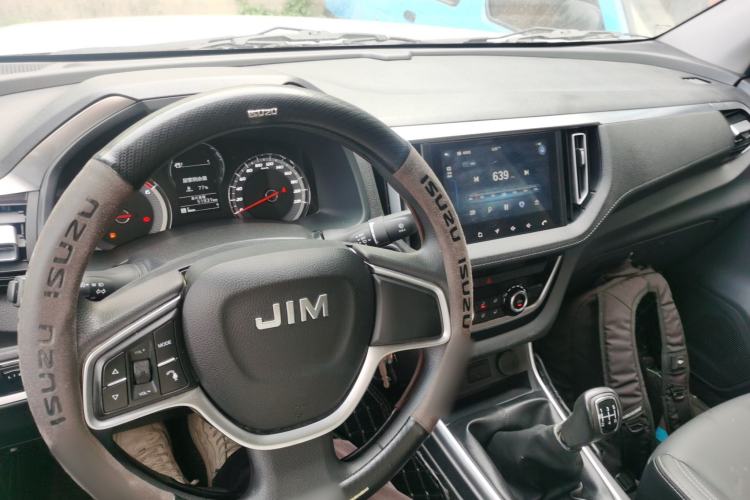 Used Isuzu JLM 2022 2.8T Classic Diesel Two-Wheel Drive Comfort Plus Long-Wheelbase Version JE493ZLQ6E Interior 2