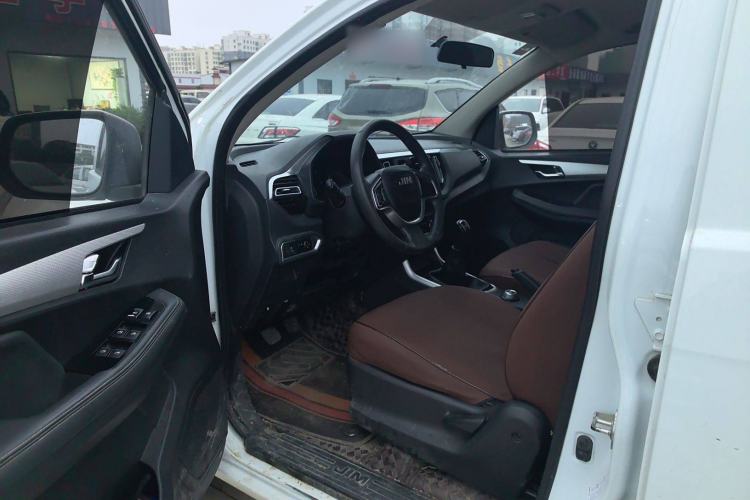 Used Isuzu JLM 2022 2.8T Classic Diesel 4x4 Comfort Version with Long Wheelbase – JE493ZLQ6E Interior 2