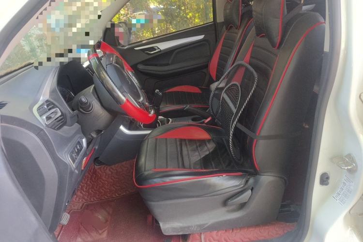 Used Isuzu JLM 2022 2.8T Classic Diesel Two-Wheel Drive Comfort Version with Long Wheelbase – JE493ZLQ6E Left Front Seat