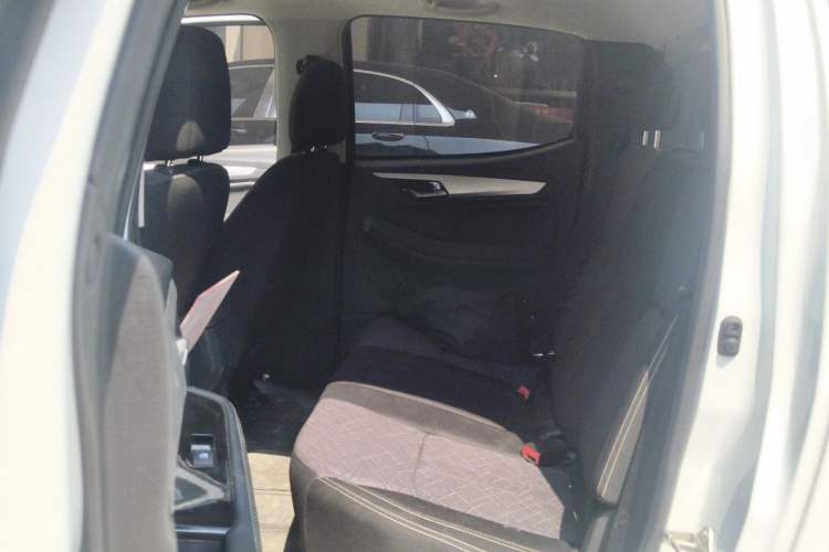 Used Isuzu JLM 2022 2.8T Classic Diesel Two-Wheel Drive Comfort Version with Long Wheelbase – JE493ZLQ6E Left Rear Seat