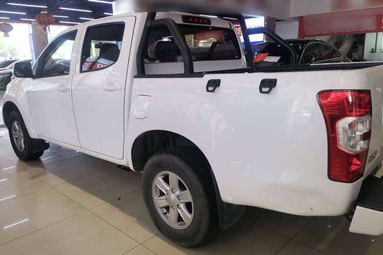 Used Isuzu JLM 2022 2.8T Classic Diesel Two-Wheel Drive Comfort Version with Standard Wheelbase – JE493ZLQ6E Left Side