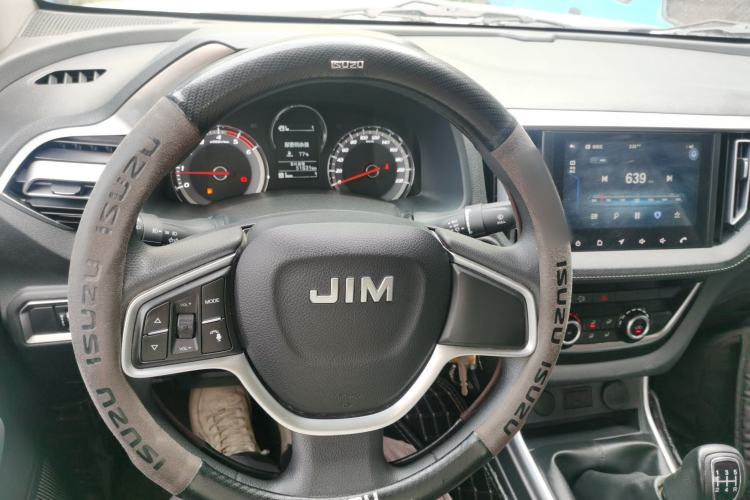 Used Isuzu JLM 2022 2.8T Classic Diesel Two-Wheel Drive Comfort Plus Long-Wheelbase Version JE493ZLQ6E Steering Wheel