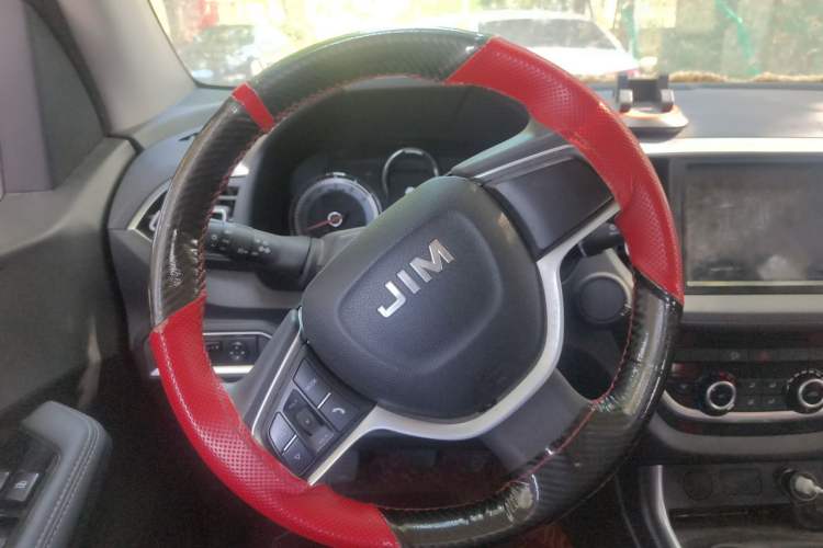 Used Isuzu JLM 2022 2.8T Classic Diesel Two-Wheel Drive Comfort Version with Long Wheelbase – JE493ZLQ6E Steering Wheel