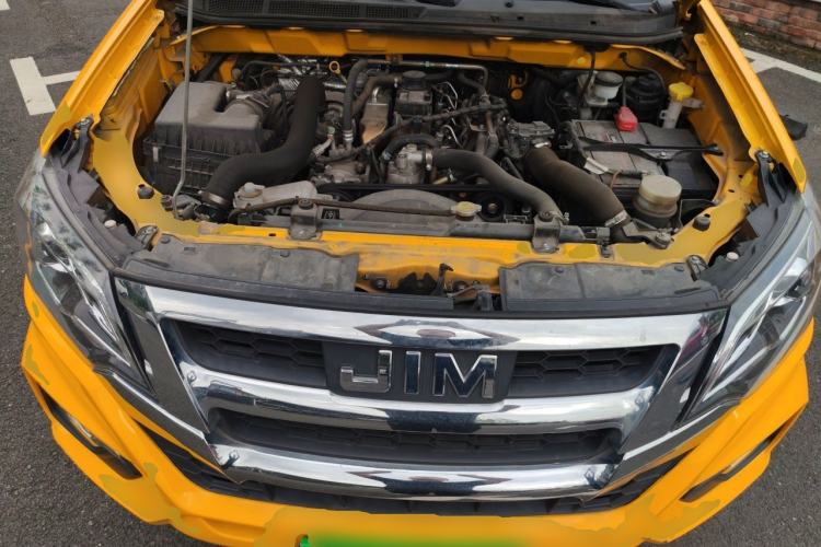 Used Isuzu JLM 2022 2.8T Classic Diesel 4x4 Comfort Version with Long Wheelbase – JE493ZLQ6E Engine Bay