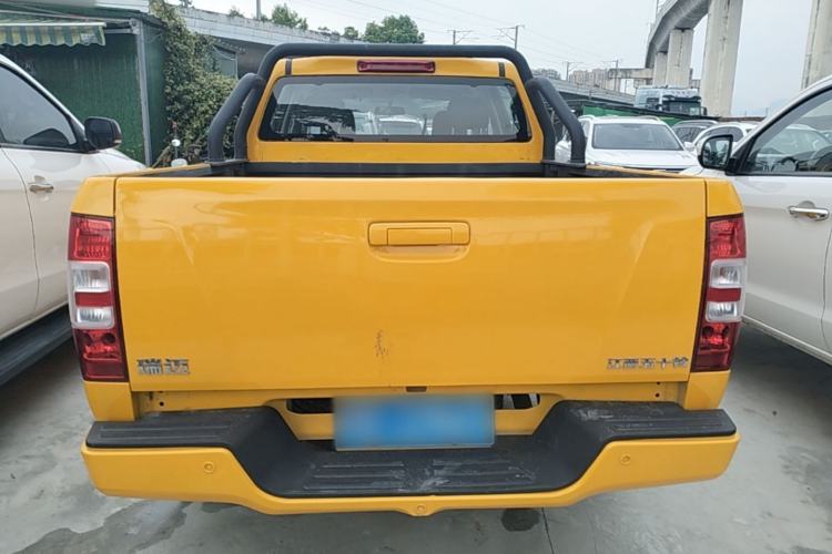 Used Isuzu JLM 2022 2.4T Classic Gasoline 4x4 Comfort Version with Long Wheelbase – 4K22D4T Rear