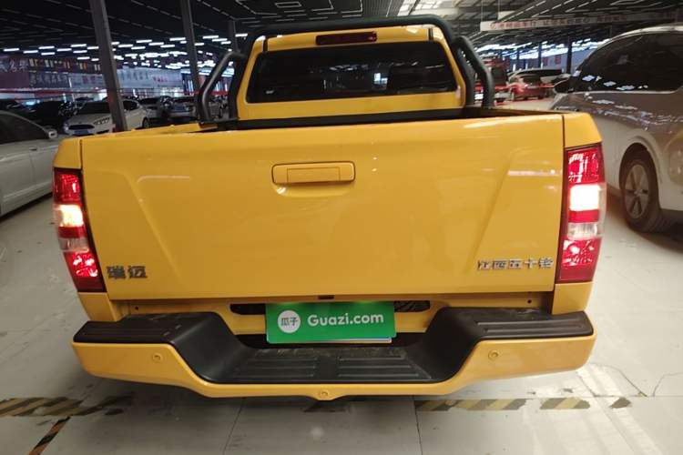 Used Isuzu JLM 2022 2.8T Classic Diesel Two-Wheel Drive Comfort Version with Long Wheelbase – JE493ZLQ6E Rear
