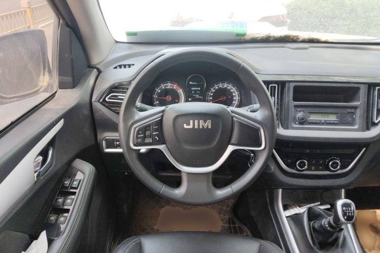 Used Isuzu JLM 2023 2.5T Diesel Manual Two-Wheel Drive Chima Version Standard Wheelbase Steering Wheel