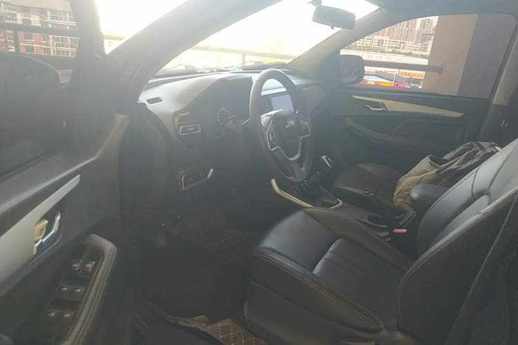 Used Isuzu JLM 2023 2.5T Diesel Manual Two-Wheel Drive Chima Long-Wheelbase Version Driver Seat