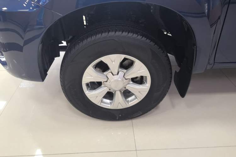 Used Isuzu JLM 2023 2.5T Diesel Manual Two-Wheel Drive Chima Long-Wheelbase Version Exterior 7