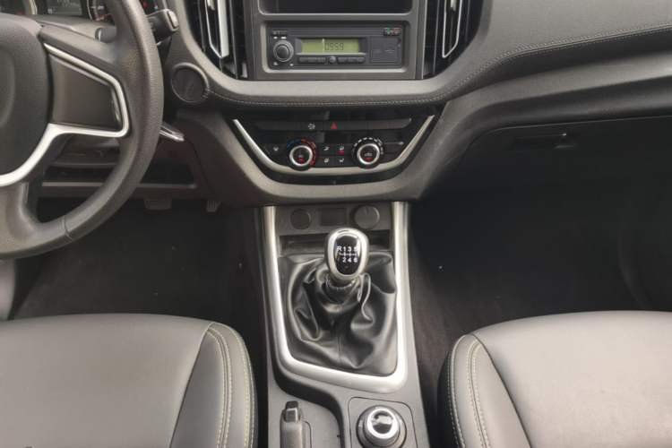 Used Isuzu JLM 2023 2.5T Diesel Manual 4x4 Chima Long-Wheelbase Version Gear Lever