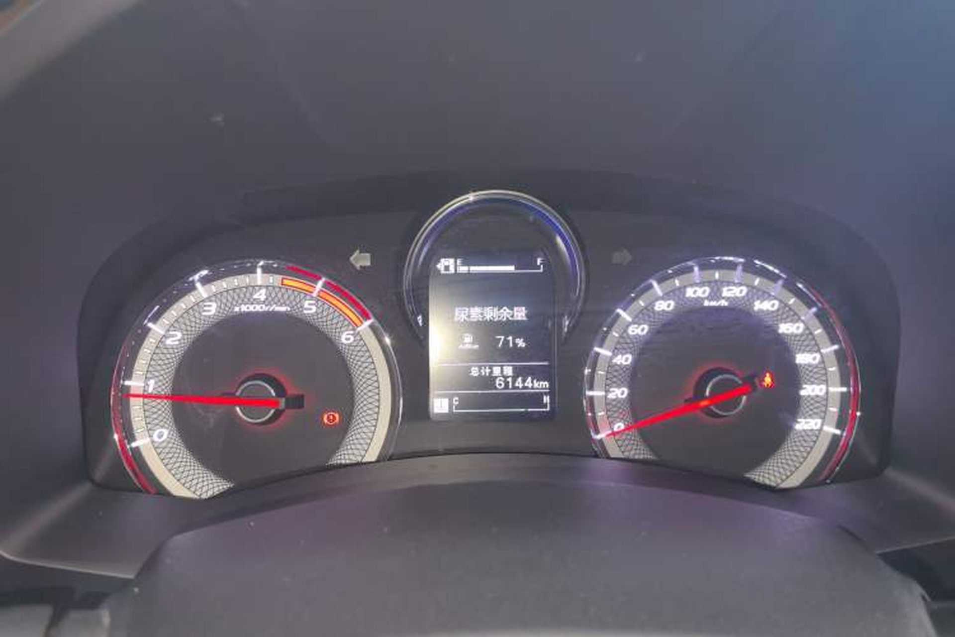Used Isuzu JLM 2023 2.5T Diesel Manual Two-Wheel Drive Chima Long-Wheelbase Version Instrument Cluster