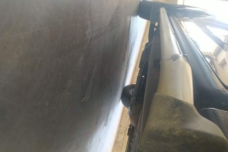 Used Isuzu JLM 2023 2.5T Diesel Manual Two-Wheel Drive Chima Long-Wheelbase Version Left Side Sill