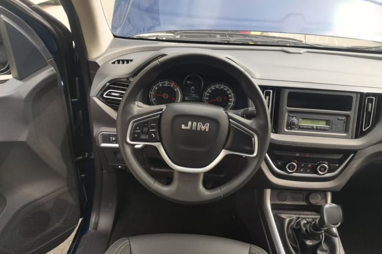 Used Isuzu JLM 2023 2.5T Diesel Manual 4x4 Chima Long-Wheelbase Version Steering Wheel