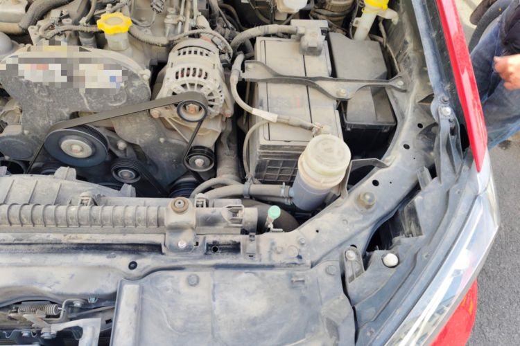 Used Isuzu JLM 2023 2.5T Diesel Manual 4x4 Chima Long-Wheelbase Version Engine Bay Left