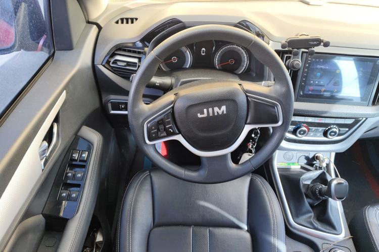 Used Isuzu JLM 2023 2.5T Diesel Manual 4x4 Chima Long-Wheelbase Version Steering Wheel