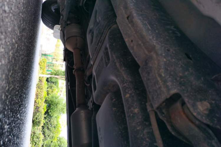 Used Isuzu JLM 2023 2.5T Diesel Manual Two-Wheel Drive Chima Version Standard Wheelbase Chassis Rear Left