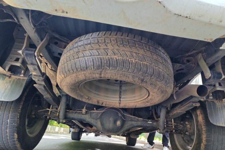 Used Isuzu JLM 2023 2.5T Diesel Manual 4x4 Chima Long-Wheelbase Version Chassis Rear