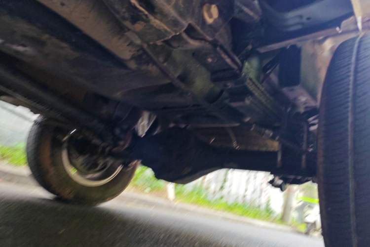 Used Isuzu JLM 2023 2.5T Diesel Manual 4x4 Chima Long-Wheelbase Version Chassis Rear Left