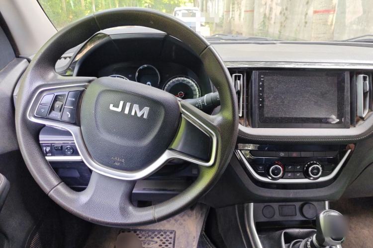 Used Isuzu JLM 2023 2.5T Diesel Manual 4x4 Chima Long-Wheelbase Version Steering Wheel
