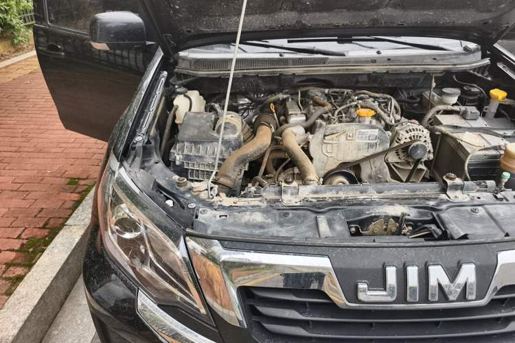Used Isuzu JLM 2024 2.5T Diesel Automatic 4x4 Chima Type Flat-Base Cargo Bed Engine Bay Right