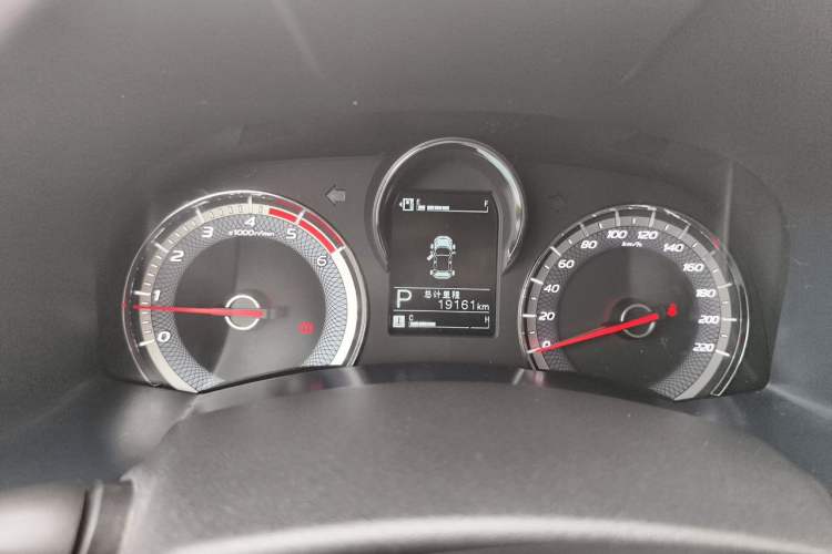 Used Isuzu JLM 2024 2.5T Diesel Automatic 4x4 Chima Type Flat-Base Cargo Bed Instrument Cluster