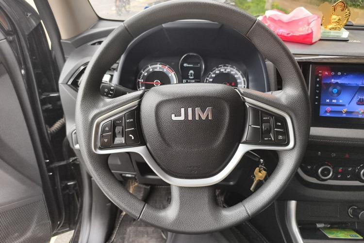 Used Isuzu JLM 2024 2.5T Diesel Automatic 4x4 Chima Type Flat-Base Cargo Bed Steering Wheel