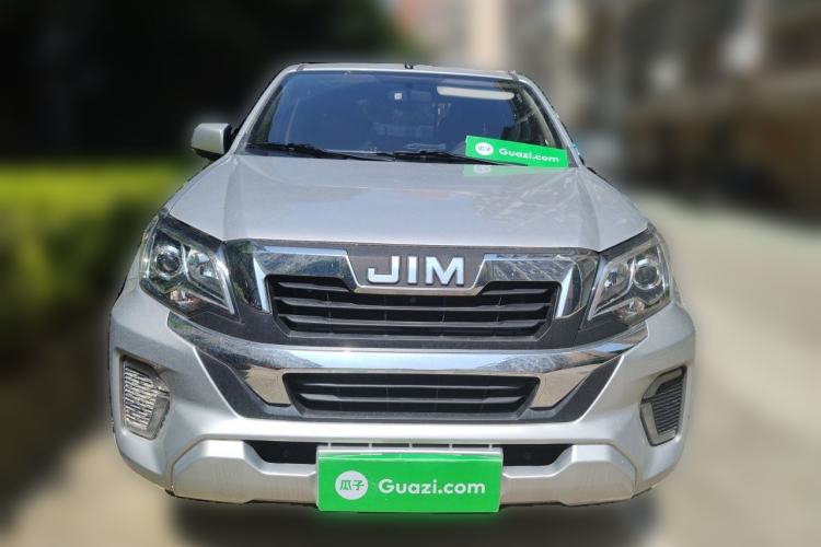 Used Isuzu JLM 2024 Classic 2.8T Diesel Manual Two-Wheel-Drive Comfort Version with Long Wheelbase and Flat-Floor Cargo Bed Front