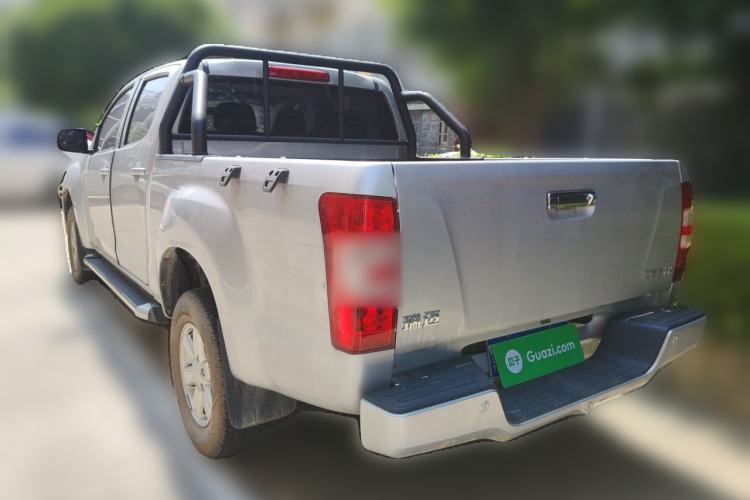 Used Isuzu JLM 2024 Classic 2.8T Diesel Manual Two-Wheel-Drive Comfort Version with Long Wheelbase and Flat-Floor Cargo Bed Rear Left 45 Deg