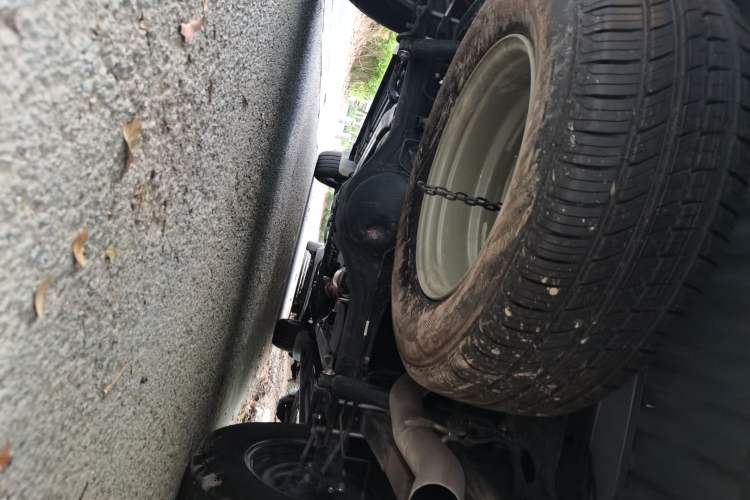 Used Isuzu JLM  Chassis Rear