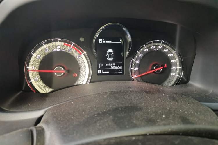 Used Isuzu JLM  Odometer Close Up